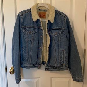 Levi’s Sherpa lined denim jacket